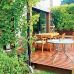 Skrášlite si záhradu drevenými prvkami