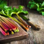 2 výborné recepty na koláč z rebarbory