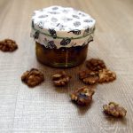 Jednoduchá dekorácia: Kvety nemusia byť len vo váze