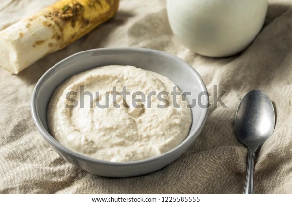 spicy homemade horseradish sauce bowl 600w 1225585555