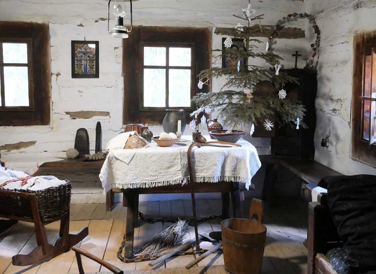 Štedrovečerné zvyky našich predkov: Toto robili, aby mali dostatok úrody i vody