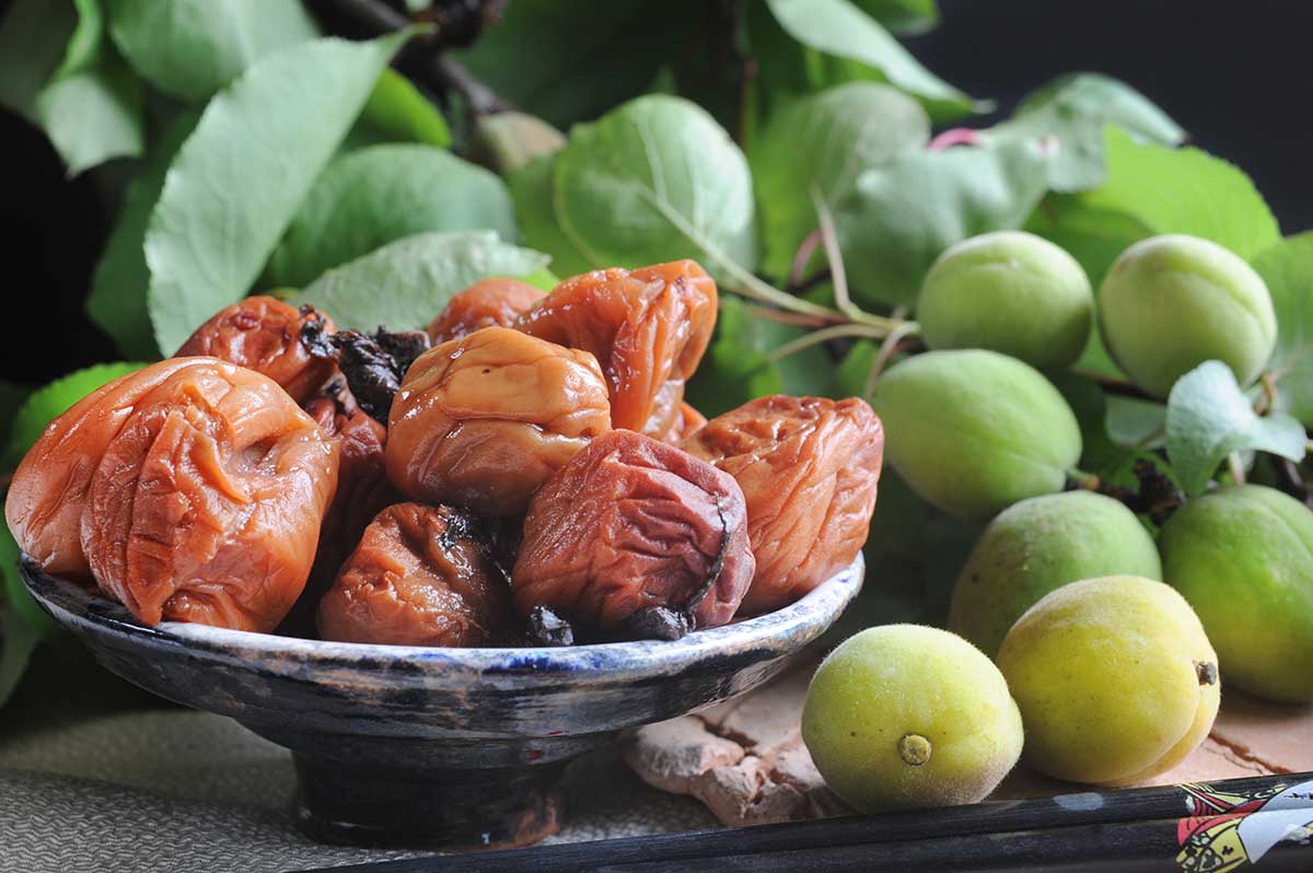 Fermentované nakladané japonské slivky Umeboshi