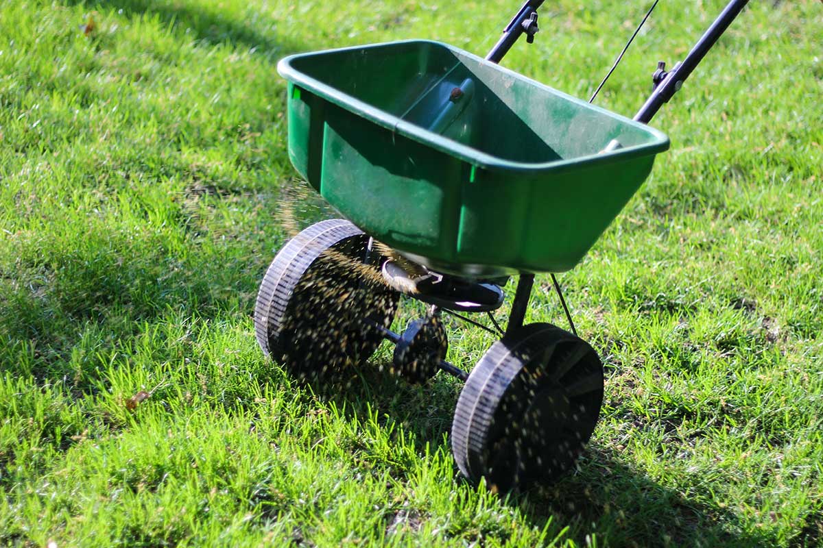 Na dodanie živín využívame aplikačné vozíky. Foto: Shutterstock