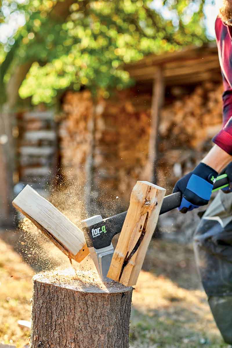 Rezanie a štiepanie palivového dreva