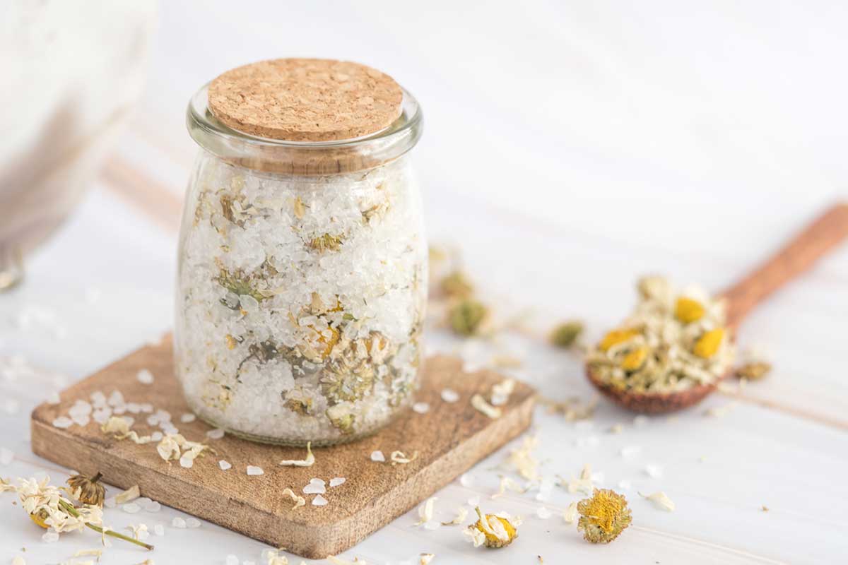 Domáca bylinková soľ do kúpeľa