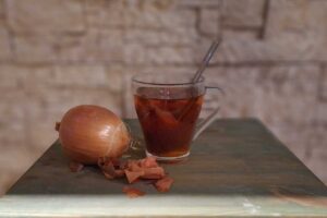 Keď v zime zahrejú aj obyčajné šupky: Domáci čaj a limonáda zo surovín, ktoré by bola škoda vyhodiť