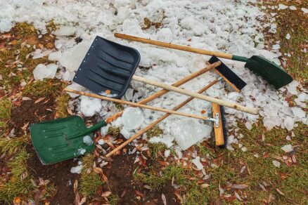Záhradné náradie počas zimného obdobia