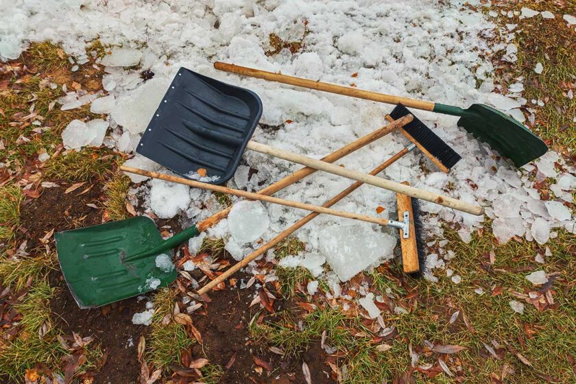 Záhradné náradie počas zimného obdobia