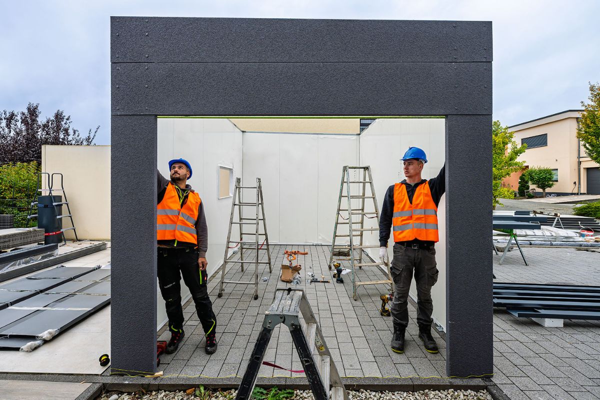 Montovanie záhradného domčeka